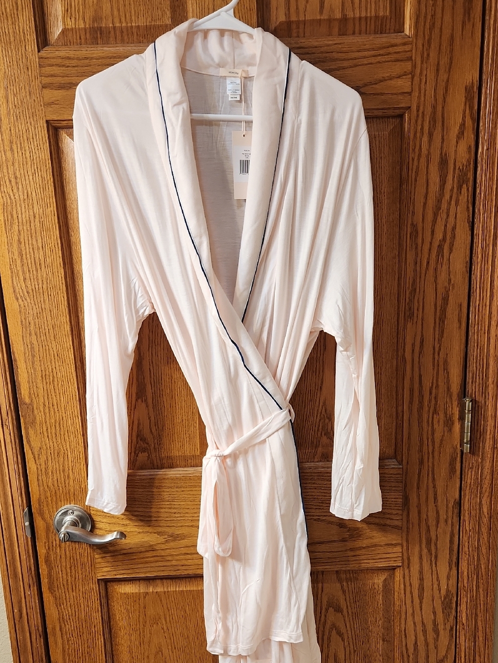 Eberjey The Wrap Robe - Picture 2 of 6